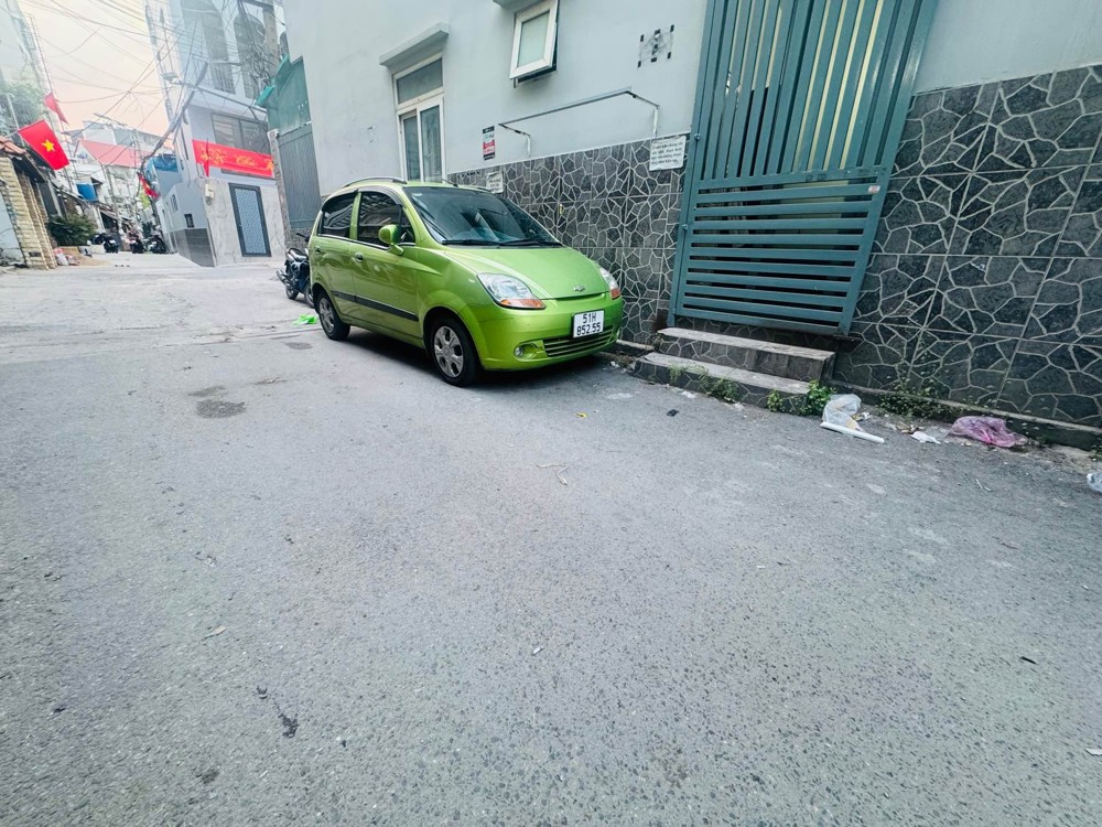 Nhà Xinh - Bay Sớm - Hẻm Ô Tô Thông - 3 Tầng, 3 Pn, 3 Wc - Tặng Full Nội Thất Xịn - Ngay Dương