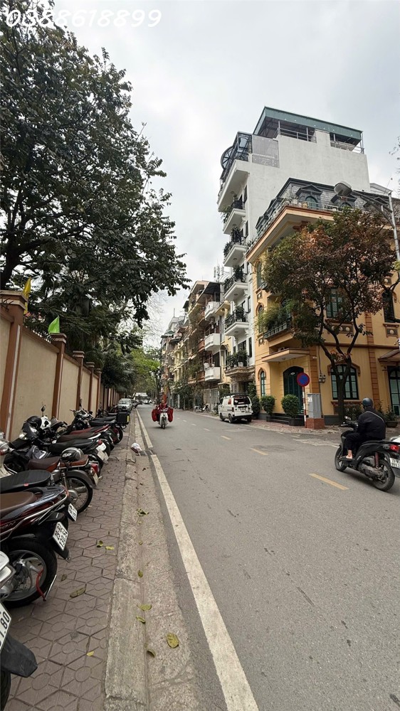 Bán Nhà Mặt Phố Nghĩa Tân – 110M X 7T Thang Máy - Mt 6,8M - Vị Trí Đẹp Nhất Phố - Cho Thuê 150