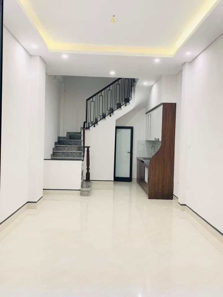 Hiếm – 5.99 Tỷ Nhà Phúc Lợi – Hàng Xóm Vinhomes. • Diện Tích Sử Dụng 40M 4 Tầng