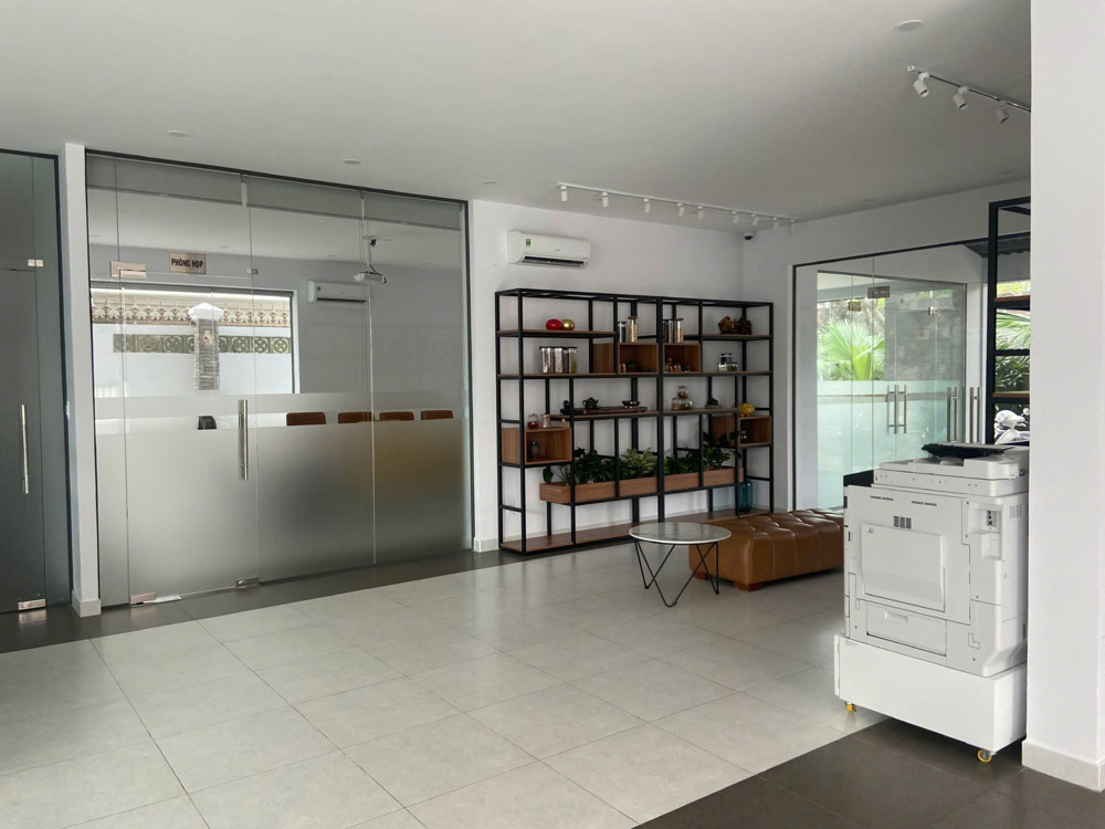 Biệt Thự Rộng 450M2 Thảo Điền - Compound Bờ Sông Nguyễn Văn Hưởng - 2 Mặt Tiền - 242Tr/m2