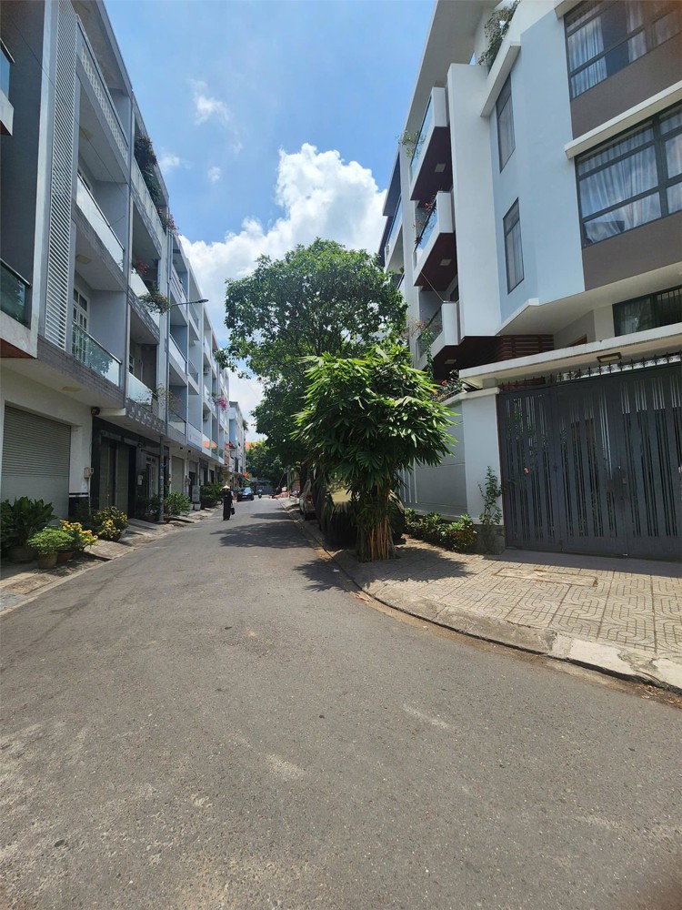 Bán Nhà 2 Mặt Tiền Quận 8 Khu Nội Bộ Đường Số 2 Bông Sao – Giá Tốt Hiếm - Nhỉnh 6 Tỷ - 0948769331