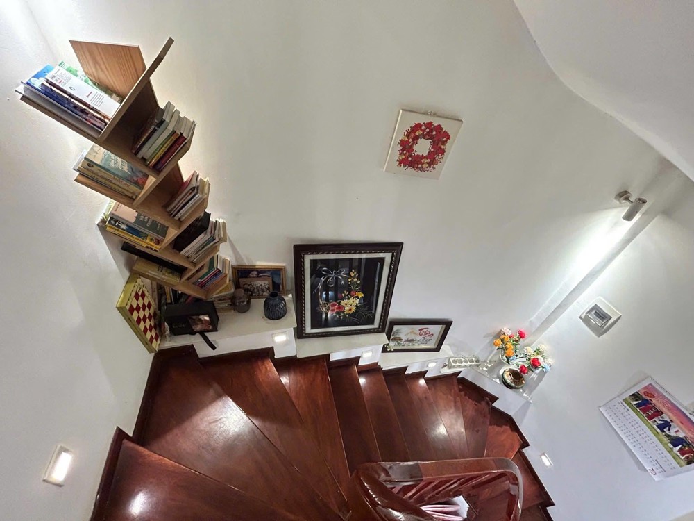 Hồ Tùng Mậu – Bán Nhà 5Tầng – 39M² – Mt 3/4.5M – 8.35 Tỷ Từ Liêm