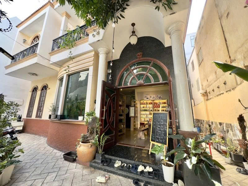 Bán Nhà Biệt Thự Nguyễn Súy - Gần Chợ Tân Hương, 250M2, 14X21,5M, 3 Tầng, 23,5 Tỷ