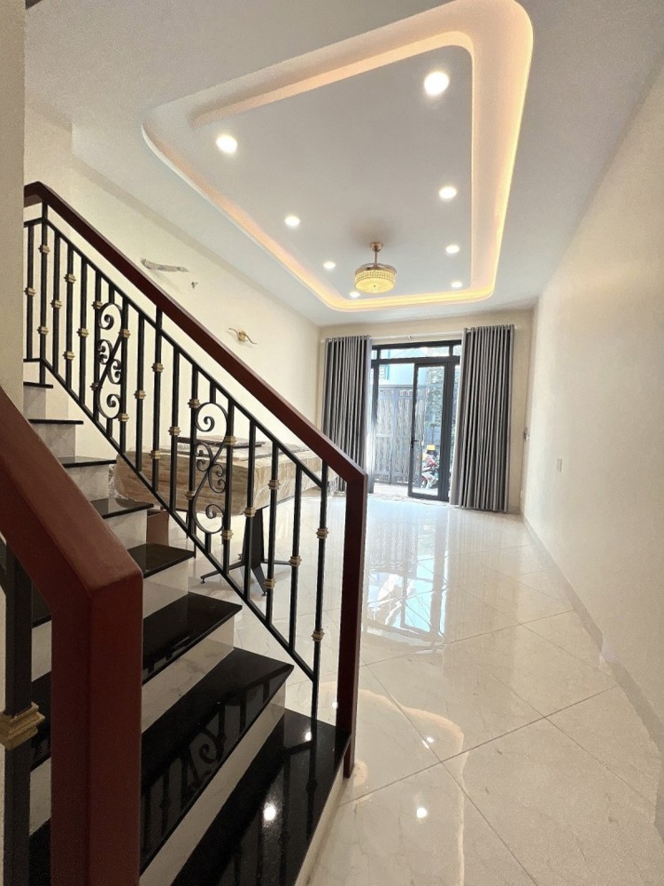 Bán Nhà 4 Tầng Đường Số 10 Linh Xuân, Thủ Đức, Tp Hcm. Dt 68M2, 4Pn, Sh, 6.65 Tỷ - 0933125879