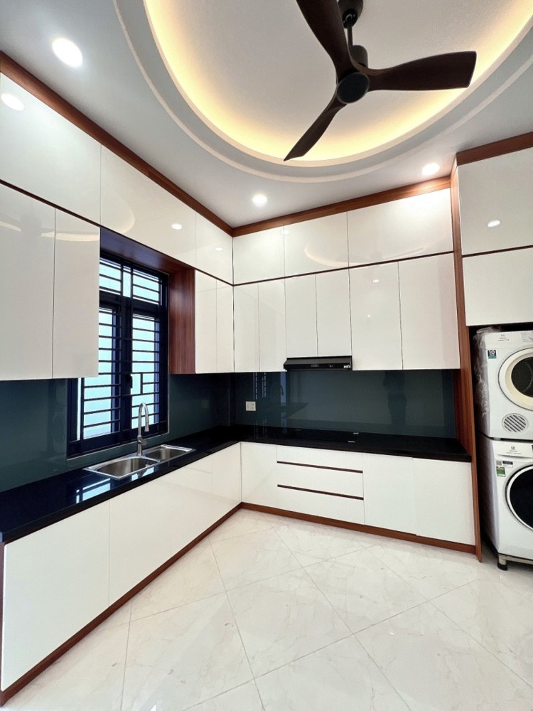 Bán Nhà 4 Tầng Đường Số 10 Linh Xuân, Thủ Đức, Tp Hcm. Dt 68M2, 4Pn, Sh, 6.65 Tỷ - 0933125879