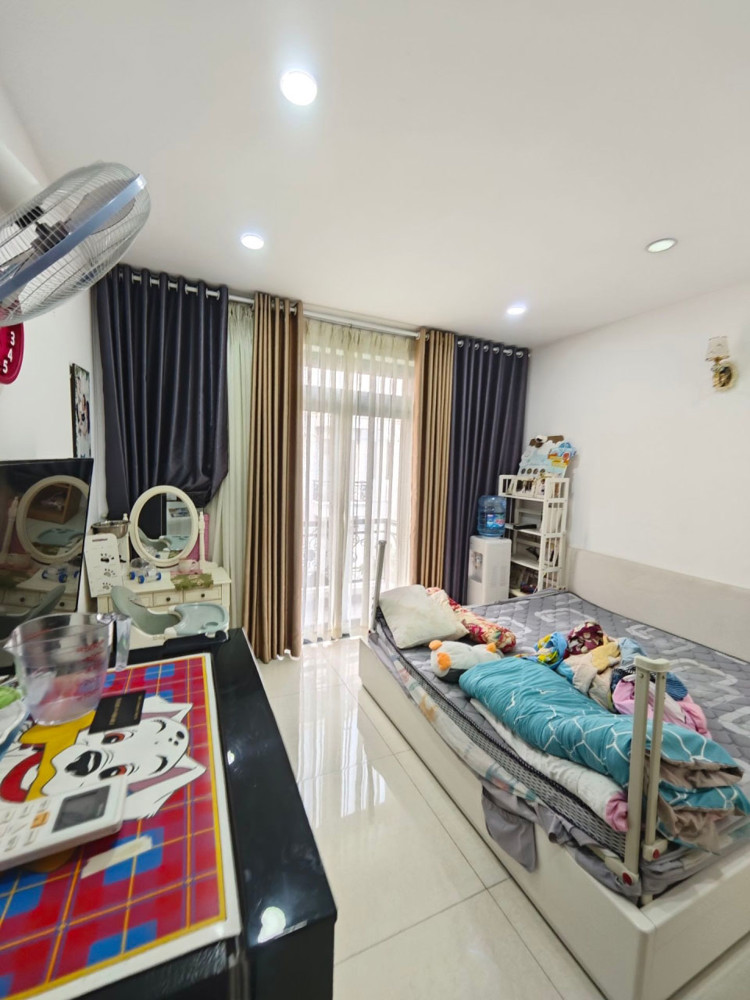 L2178 Nhà Kdc Bảo Ngọc Garden Thạnh Lộc 44, Shr, Vuông, Hxh, 5 Tầng, 4X15m, 6.X Tỷ