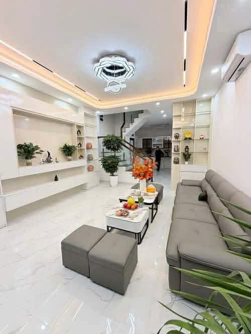 Tây Sơn –Diện Tích 58M – Nhà 5 Tầng - Mặt Tiền 5M – Giá Chỉ 11,8Tỷ