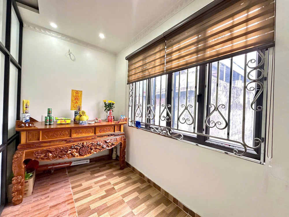 Bán Nhà Kiều Sơn - Văn Cao - 58M 3 Tầng - Sân Cổng Riêng - Ngõ Cực Nông