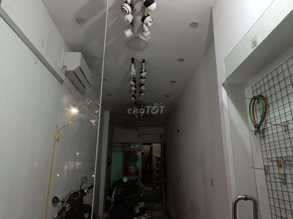 Cho Thuê Mặt Bằng Kinh Doanh Phố Kim Mã – Vị Trí Đẹp, Giá Tốt