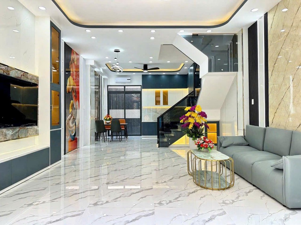 Nhà Đẹp Lên Sóng, 4 Tầng, Xe Hơi Ngay Nhà, 5X12m, Chỉ Hơn 8 Tỷ