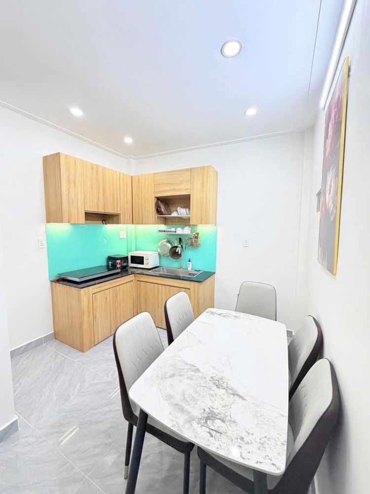 Hẻm Xe Hơi Tân Bình – 2 Tầng – Gần Sân Bay – Chỉ 4.05T