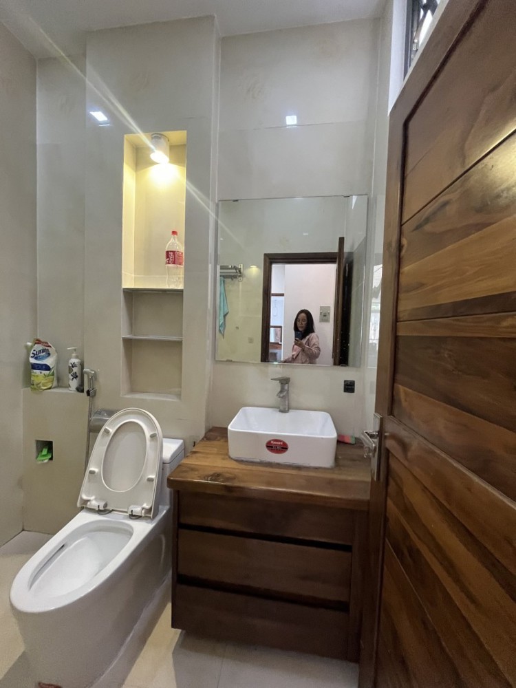 Bán Nhà Đường Số 9 Trường Thọ, Thủ Đức, Tp Hcm. Dt 52M2, 3 Tầng, 3Pn, Giá 7.7 Tỷ, Shr - 0933125879