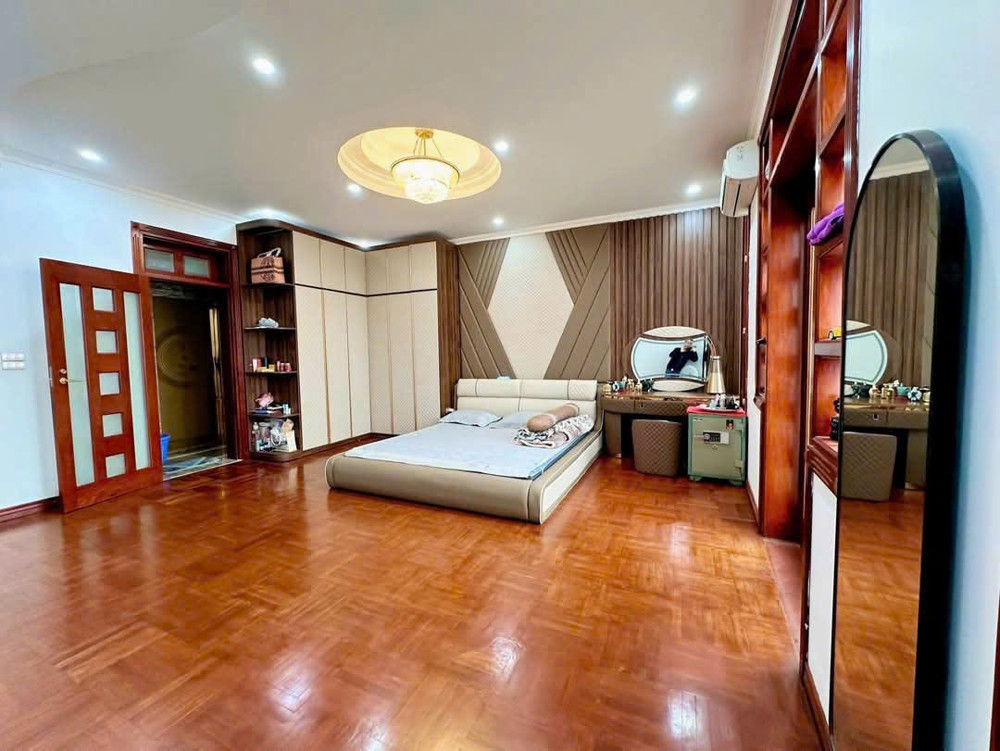 Hot - Mặt Phố Thọ Lão – Hai Bà Trưng 55M² – 7T – Thang Máy – 36 Tỷ