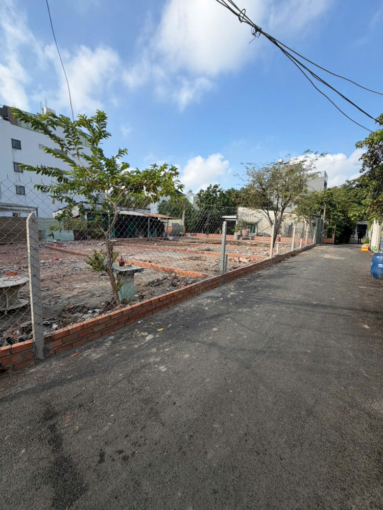 Bán Lô Đất Diện Tích Khủng 177M2 Tại 505/33 Quốc Lộ 13 Cách Cổng Vạn Phúc Chỉ 200M