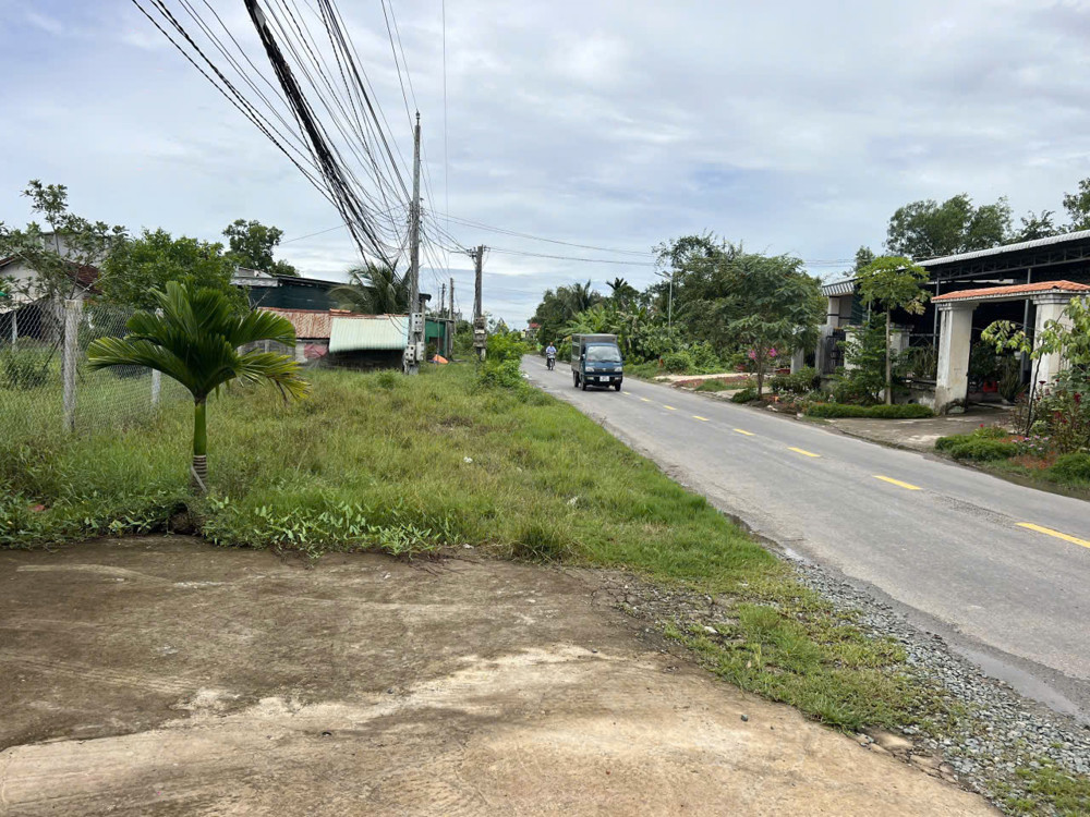 Hot Đất Đẹp- Giá Tốt Chính Chủ Cần Bán Gấp Lô Đất Tiềm Năng Tại Huyện Đức Huệ, Tỉnh Long An