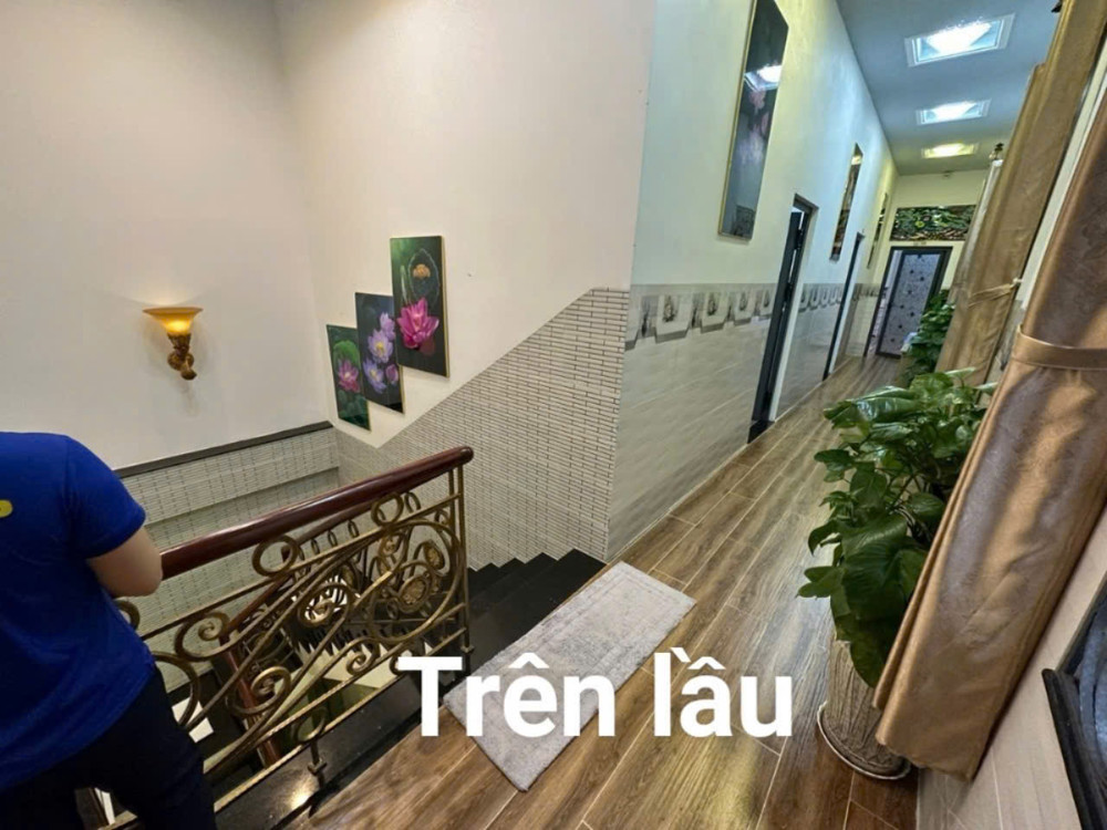 Hót Hót !!!Nhanh Tay Sở Hữu Ngay Căn Biệt Thự Siêu Đẹp Vị Trí Tại Thành Phố Cần Thơ ( Sóc Trăng Cũ )