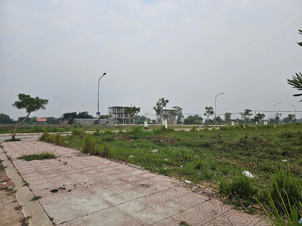 Đất Đẹp – Giá Tốt Cần Bán Lô Đất Tại Thị Trấn Đức Hòa, Huyện Đức Hòa, Long An