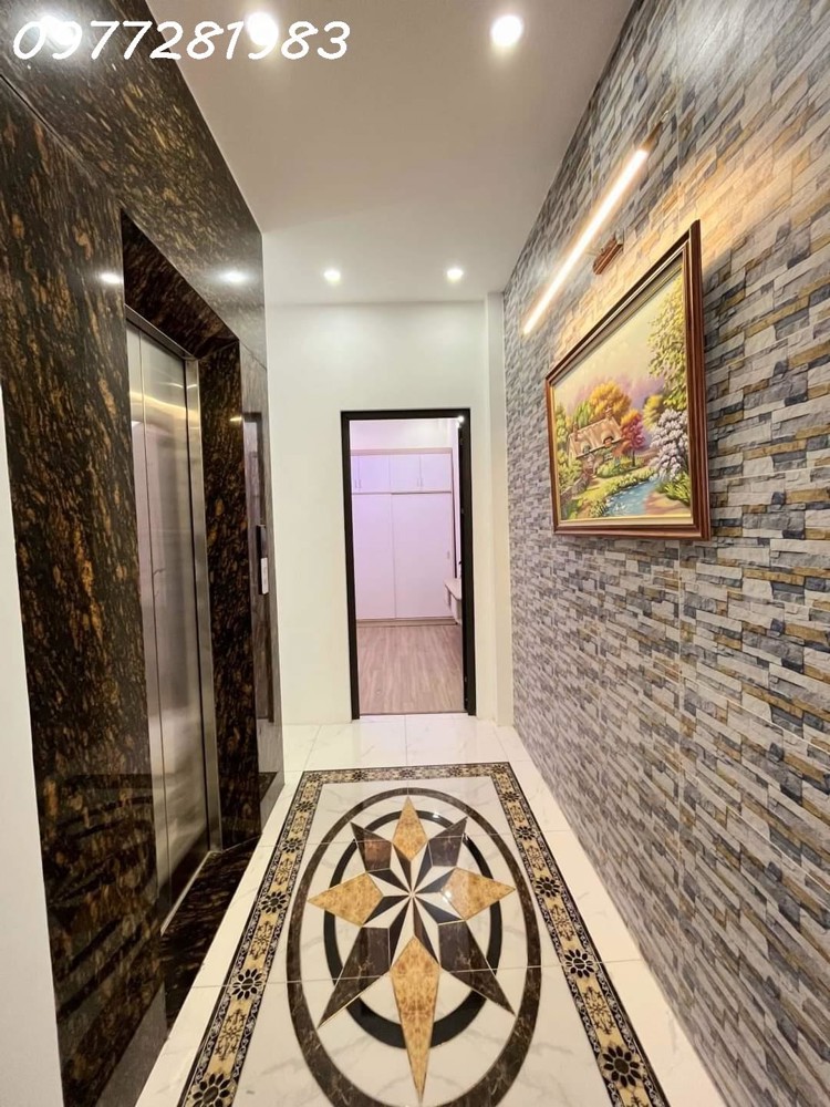 Tầm Tiền 6 Tỷ Hiếm Nhà Mới Có Thang Máy Khu Nhổn