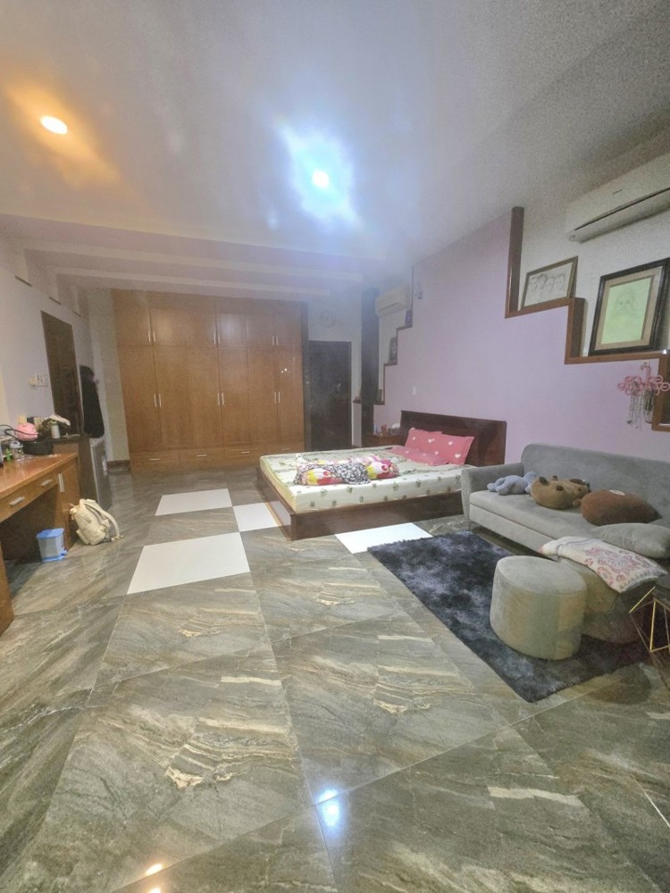 Bán Nhà Đường Linh Trung, Phường Linh Trung,Thủ Đức, Tp Hcm. Dt 80M2, 1 Tầng, Shr - Giá 8.45 Tỷ 