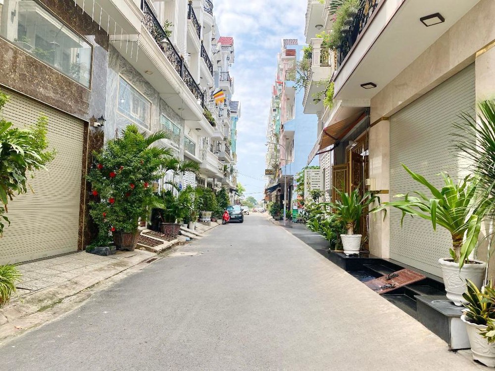 Bán Nhà Bến Lội, Bình Trị Đông A, Bình Tân, 53M2 - 5 X 10.5 - 5 Tầng, 5.4 Tỷ Tl