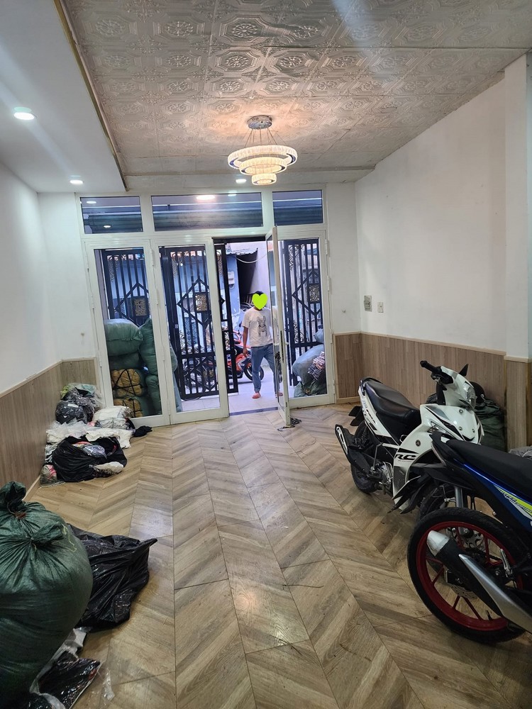 Bán Nhà 2 Tầng, 61M2, Hẻm Xe Hơi Bình Thành, Bhhb Bình Tân, Chỉ 3.5 Tỷ Tl