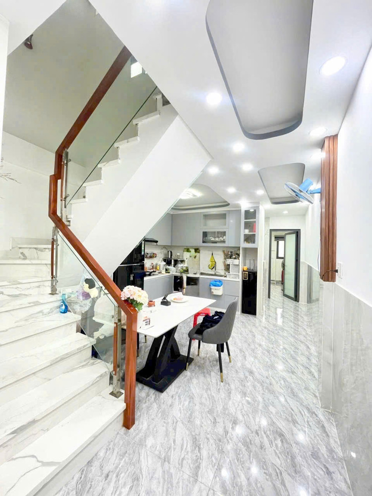 Nhà 76M² (4X19) – Sổ Riêng Dương Cát Lợi – Sát Q7 Pmh 4 Tỷ 850