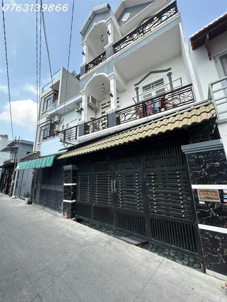 Chi 5. X Tỷ- Nhà 3 Tầng- Gần Hoàng Quốc Việt- Hxh 6M- Ngang 5.5M- 2 Lầu- Hoàn Công