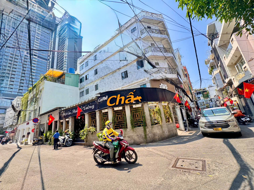 Bán Siêu Phẩm Tòa Nhà 7 Tầng Có Hầm- Căn Góc 2 Mặt Tiền Hxh Đ.nguyễn Trãi, P.nguyễn Cư Trinh, Quận