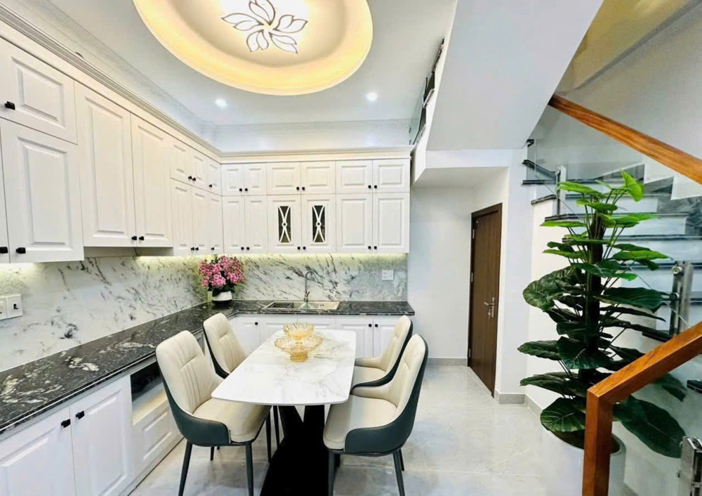 Thái Hà – 32M – 4T – Mt 5M – Lô Góc 3 Mặt Tiền – 8.5 Tỷ