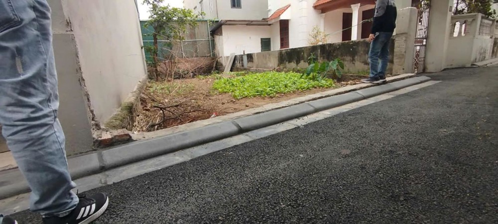 Đất Full Thổ Cư – Ô Tô Vào Tận Đất – View Sân Tdtt. 80M² Sổ Đỏ – Mặt Tiền 6M Vuông Đẹp. Đường