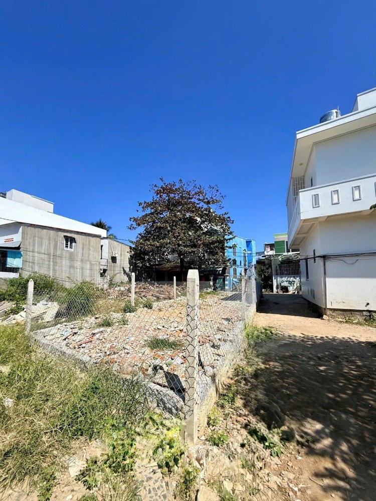 Cần Ra Hàng Gấp 2Lô Đẹp Vị Trí Tổ 12 Vĩnh Hội Ngọc Hiệp Phường Tây Nha Trang Để Trả Nợ Ngân Hàng 2