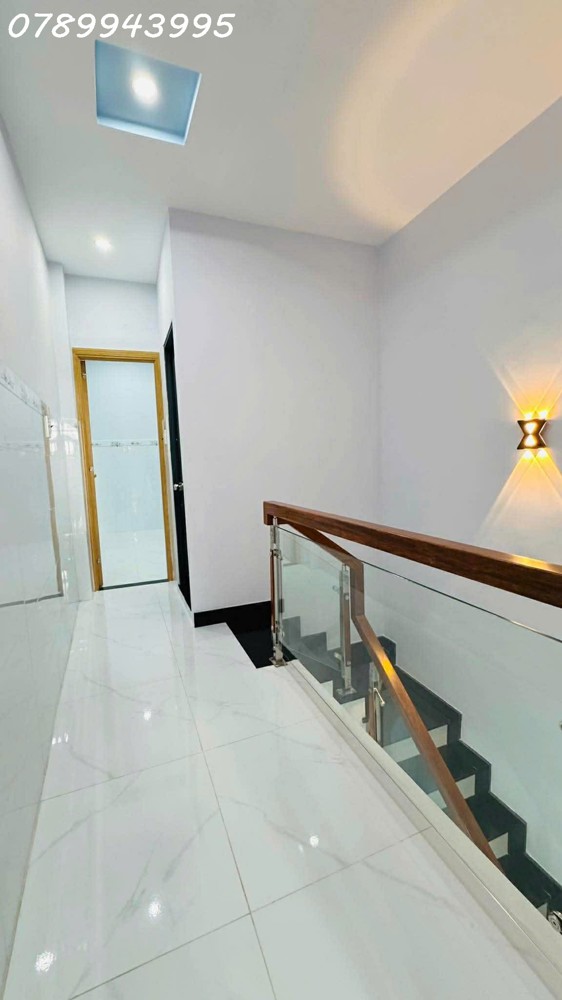 Bán Nhà Quận 3 - Cmt8 - Nhà Mới - 33M - 2Pn - Nhỉnh 3 Tỷ