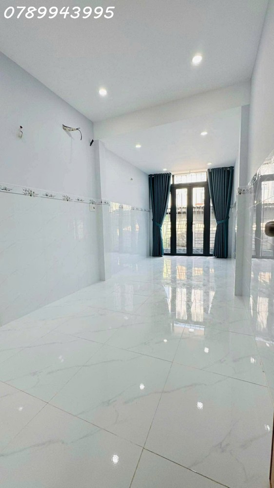 Bán Nhà Quận 3 - Cmt8 - Nhà Mới - 33M - 2Pn - Nhỉnh 3 Tỷ