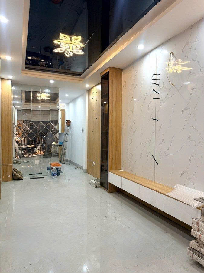 Bán Nhà Khương Trung – Thanh Xuân 35M² – 5 Tầng – Thang Máy – 9.X Tỷ