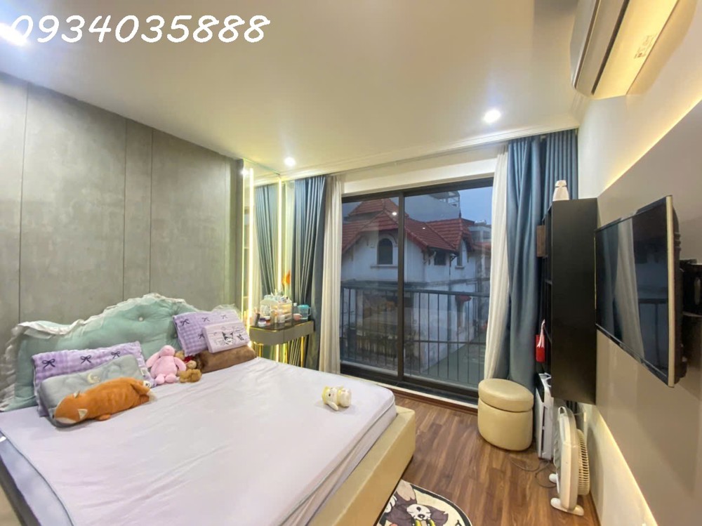 Ngọc Thụy – Nhà 6 Tầng – Gara Ô Tô – Chỉ 12.8 Tỷ