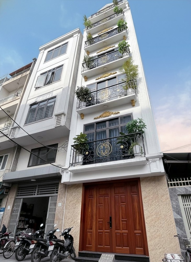 Giải Phóng - 36M2 X 6 Tầng Thang Máy Xịn - Ô Tô - 8.68 Tỷ