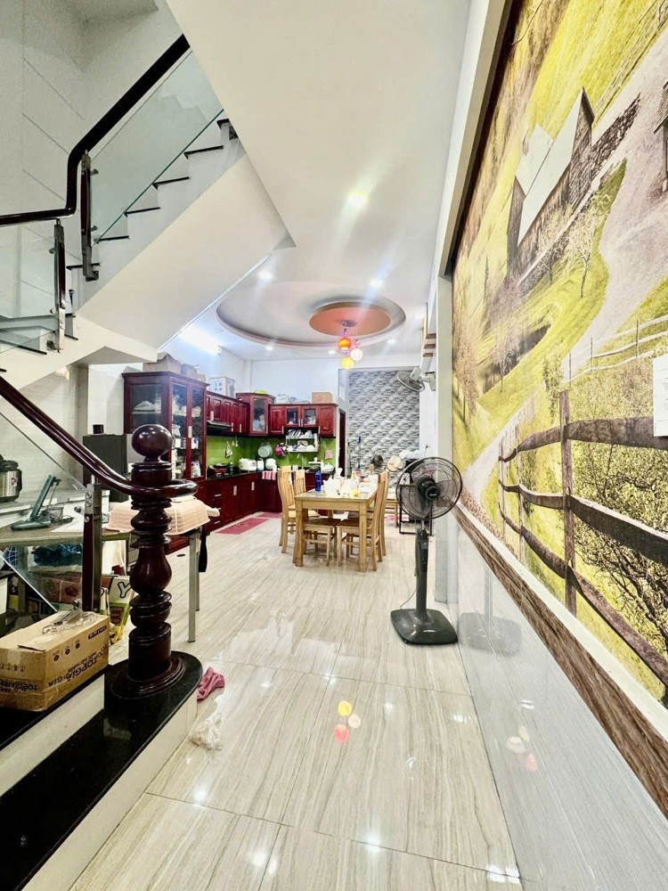 Bán Gấp! Nhà 81M2 – Hxh Tận Cửa – Giá Chỉ 8.5 Tỷ