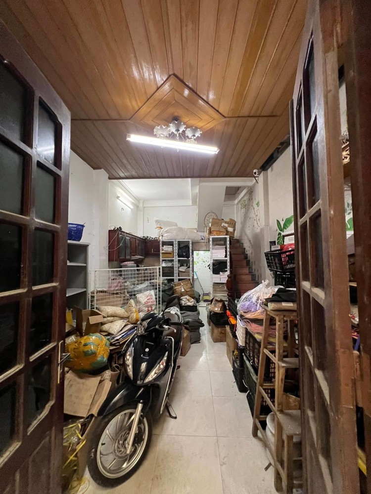 Cầu Giấy – Bán Nhà 5Tầng – 35M² – Mt 4M – 8.7 Tỷ Cầu Giấy