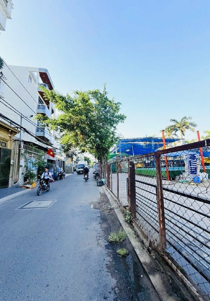 Bán Nhà Gần Bình Thành, Bhhb, Bình Tân - 5X17.5 - Hẻm Nhựa 6M - Chỉ 5 Tỷ