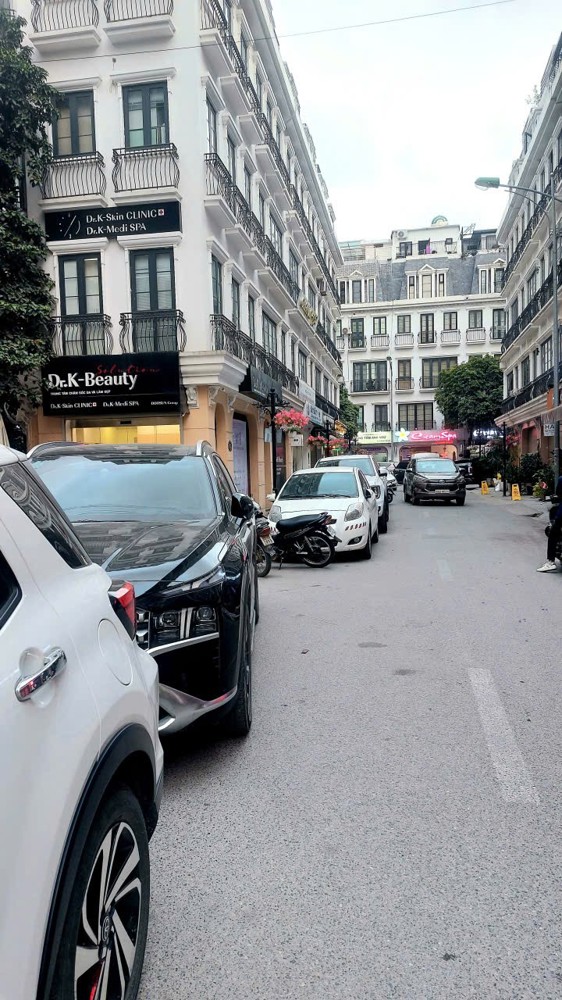 Bán Nhà Phố Hàn Quốc Mỹ Đình Dt 70M2, Mt 5M ,Xd 5 Tầng, 1 Hầm Đang Cho Thuê 60Tr/tháng