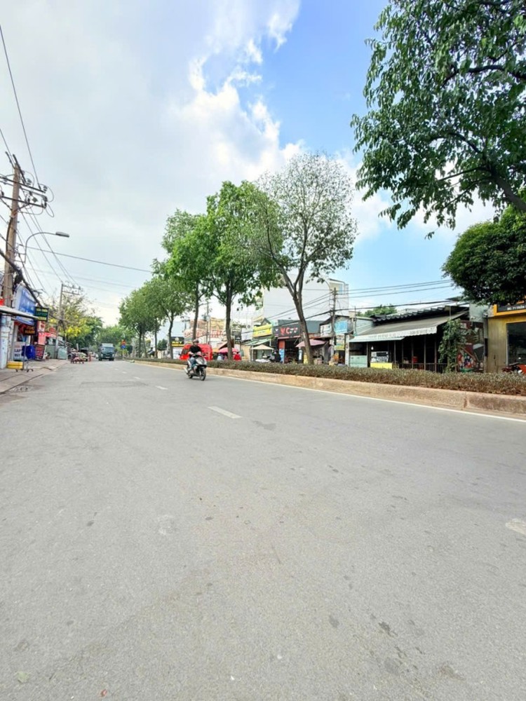 Bán Nhà Đường Trần Thị Điệu, Phước Long B, Q9, Thủ Đức, Tp Hcm. Dt 120M2, 6Pn, Sổ Hồng. Giá 7.1 Tỷ