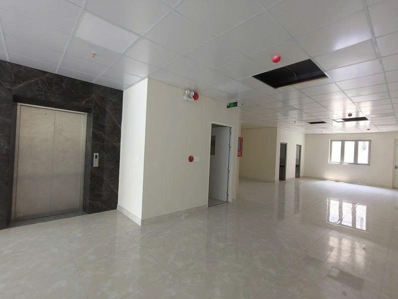 Bán Nhà Mặt Tiền Hồ Hảo Hớn - Giao Trần Hưng Đạo, 7X26m, 6 Tầng- 1008M2 Sàn, 115 Tỷ