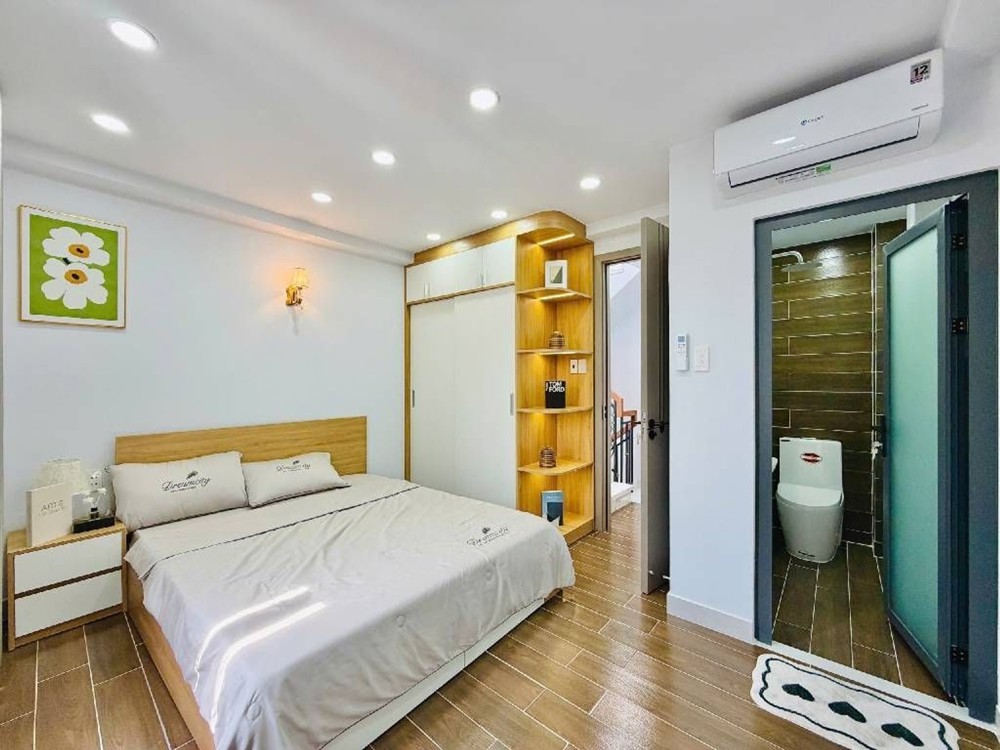 Siêu Phẩm Nhà Mới 5 Tầng – View Sông Cực Hiếm – Dtsd 143M² - Sổ Vuông A4 - Ngay Cityland - Giáp