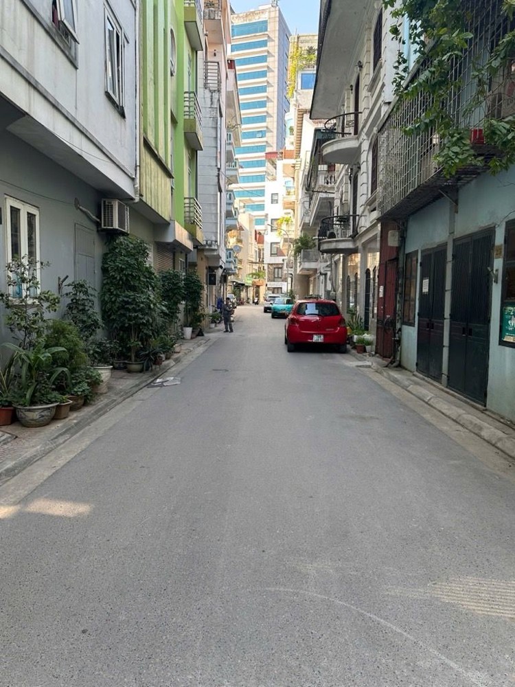 Bán Nhà Ngõ 548 Nguyễn Văn Cừ 34M X 3T Ngõ Oto Thông, 1 Nhà Ra Oto Tránh, 10T Còn Tl