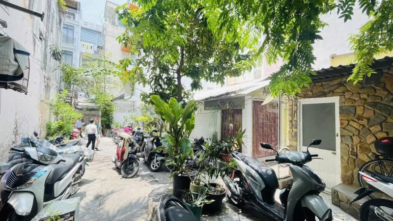 Bán Nhà Cấp 4, Hxh Cù Lao, Ngay Khu Phan Xích Long, Cn 240M2, 25X12m, Tiện Xây, 28,9 Tỷ