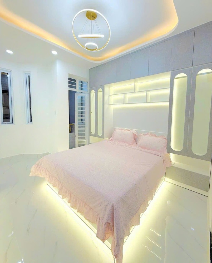 2 Căn Liền Kề, Ngang 10M, Hẻm Xe Hơi Huỳnh Tấn Phát, Chỉ Hơn 8 Tỷ