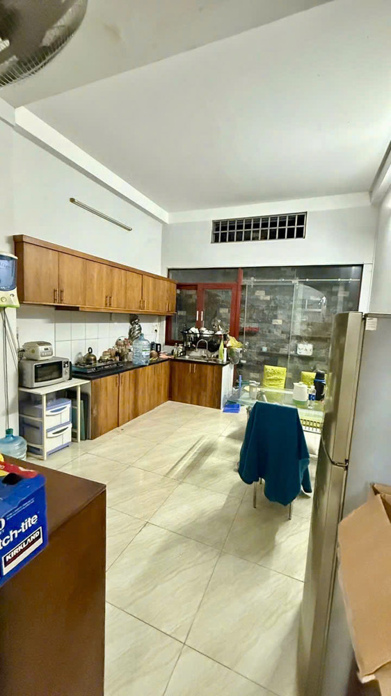 Nhà 3 Lầu Mt Nội Bộ Cao Lỗ P4q8 (Sổ Vuông Vức), Giá : 10.8 Tỷ (Tl)