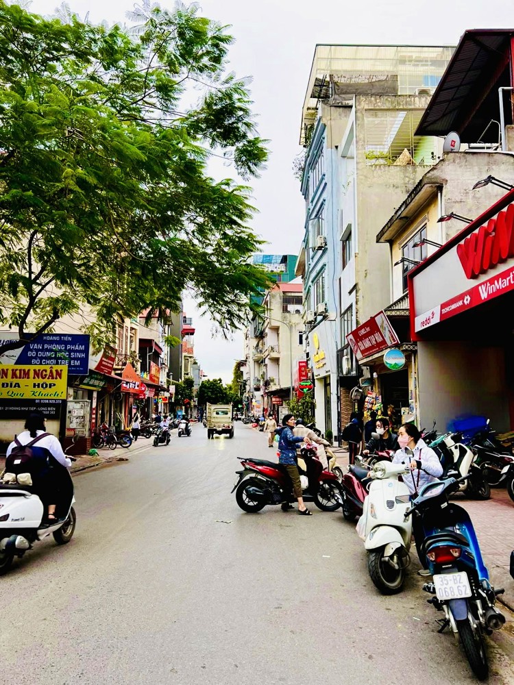 Mặt Phố Hoàng Như Tiếp, 75M X 5 Tầng, Mặt Tiền 9.5M, Dòng Tiền Ổn Định