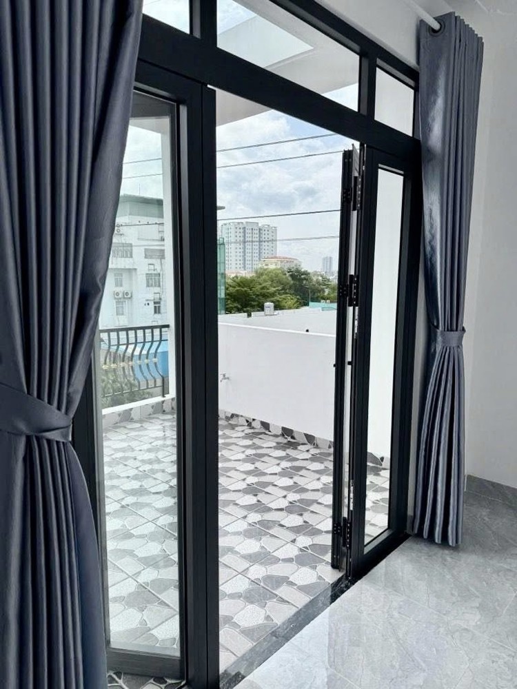 Siêu Phẩm - 4 Tầng - Đường 6M - Khu Phân Lô Víp - Kinh Dương Vương- Gần Tên Lửa- Aeon (4 X 13) 52M2