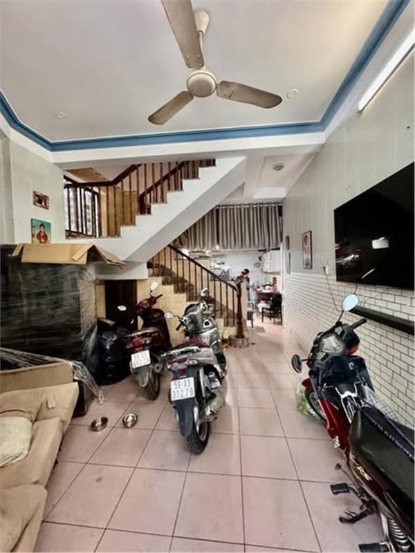 Nhà Hxh Đường Hoàng Hoa Thám Quận Bình Thạnh Phường 7 Cũ